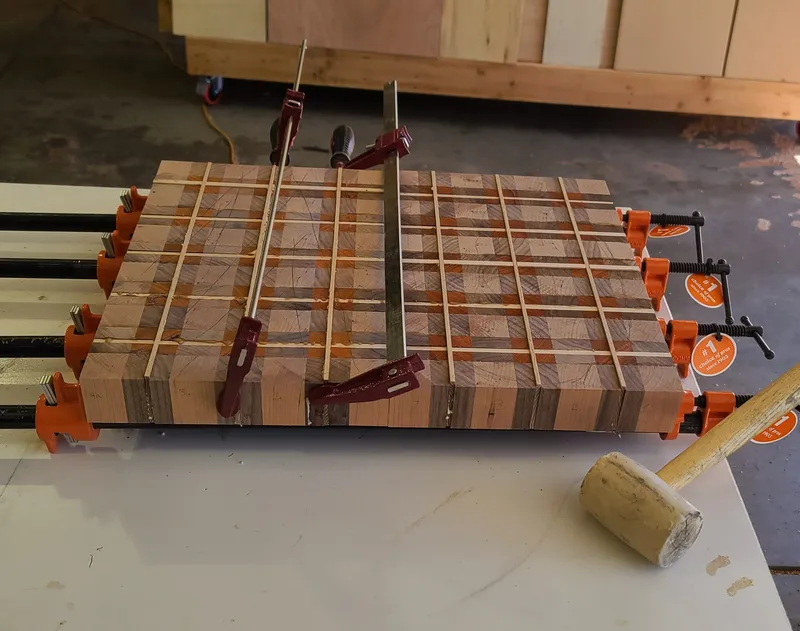 Plaid Cutting Board — detail photo 3
