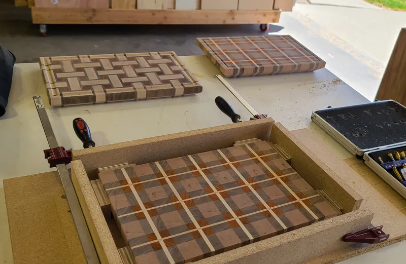 Plaid Cutting Board — detail photo 5