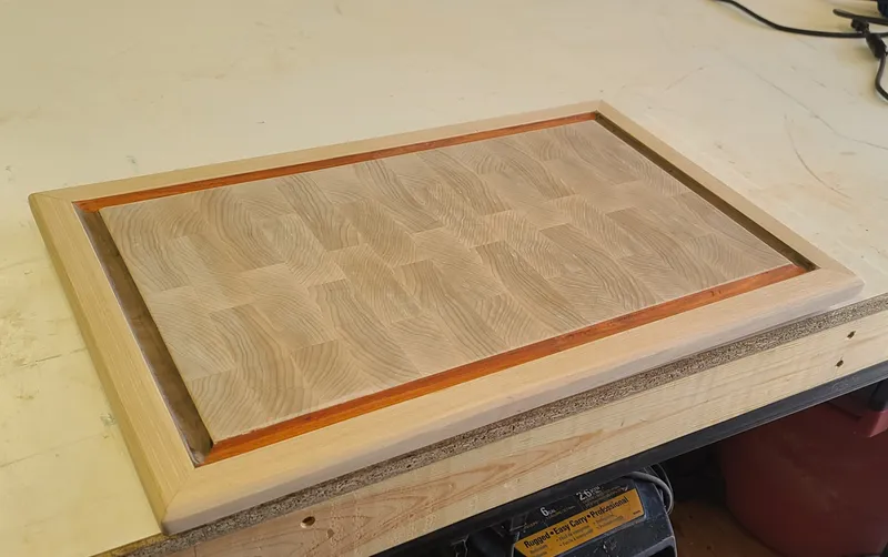 XL Maple Cutting Board — detail photo 6