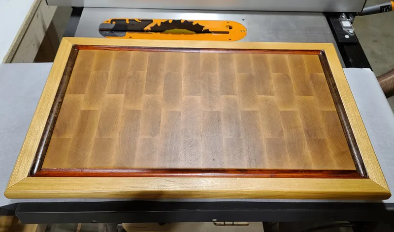 XL Maple Cutting Board — detail photo 10